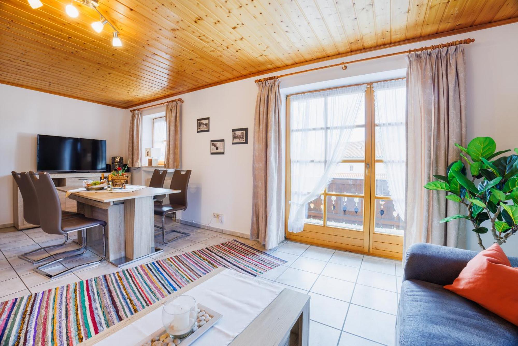 רוהפולדינג Ferienwohnung Kloepping Inkl. Chiemgaukarte מראה חיצוני תמונה